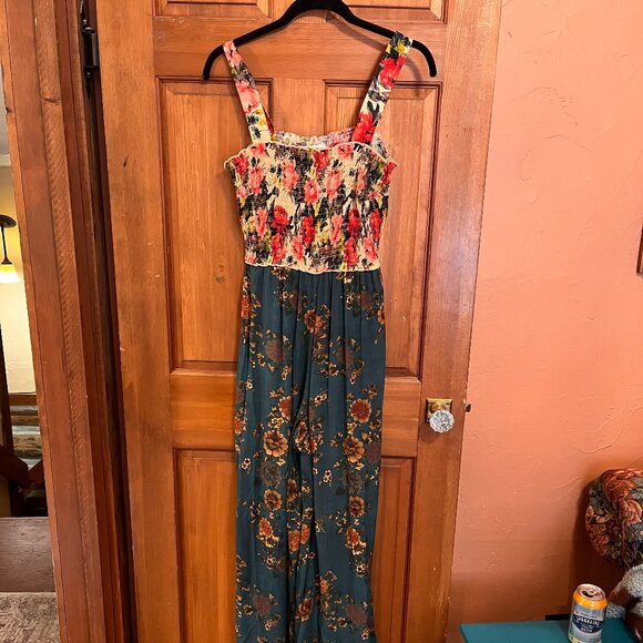 NWT Natural Life Sedona Jumpsuit! Teal mixed floral, size medium - Picture 3 of 6